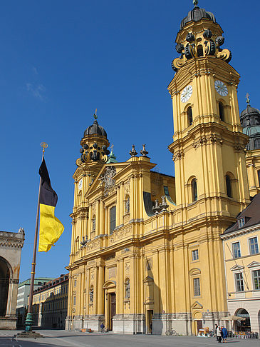 Theatinerkirche Fotos