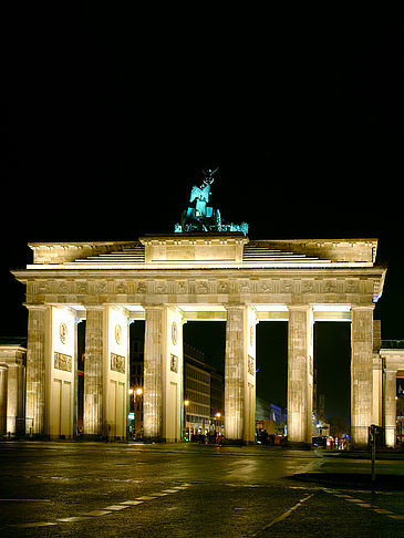 Brandenburger Tor - Blick nach Osten Fotos