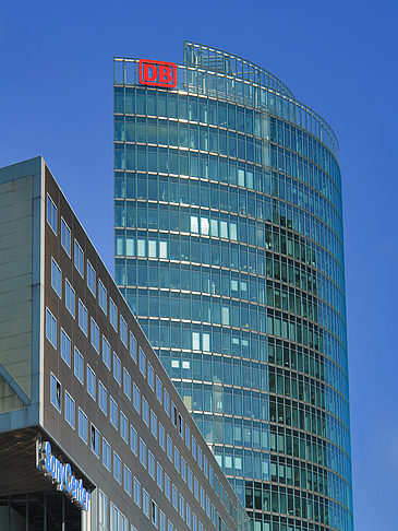 Foto Hochhaus der Deutschen Bahn