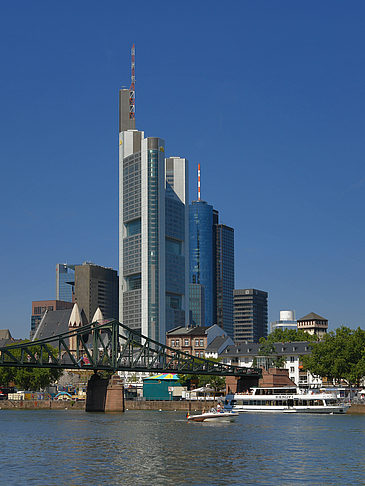 Commerzbank mit Maintower Foto 