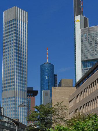 Foto Eurotower mit Commerzbanktower - Frankfurt am Main