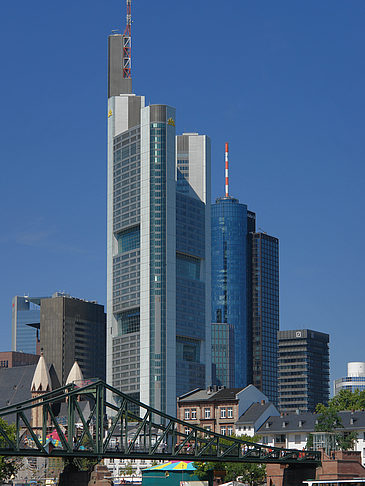 Commerzbank mit Maintower Foto 