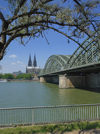 Fotos Hohenzollernbrücke am Kölner Dom