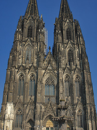 Westfassade des Kölner Doms Foto 