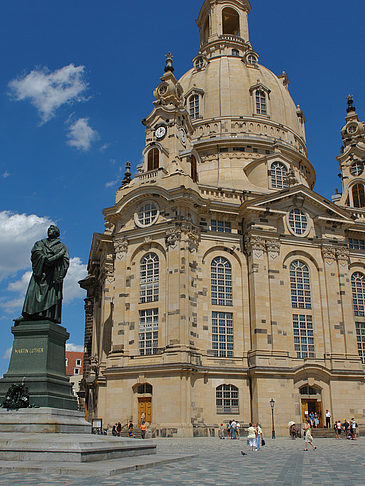 Frauenkirche und Lutherdenkmal Foto 