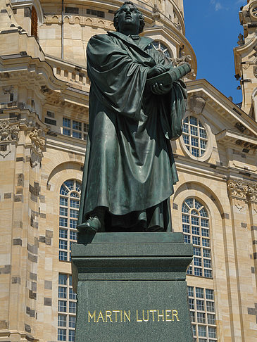 Frauenkirche und Lutherdenkmal Fotos