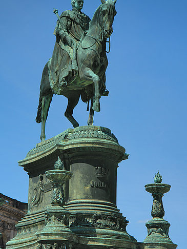 König-Johann-Statue Foto 