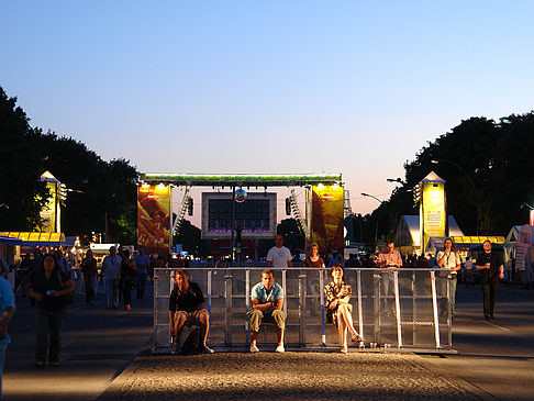 Foto Fanfest bei Nacht - Berlin