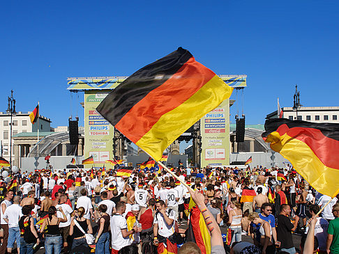 Foto Deutsche Fahnen - Berlin