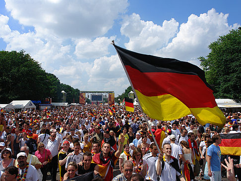 Foto Deutsche Fahnen - Berlin