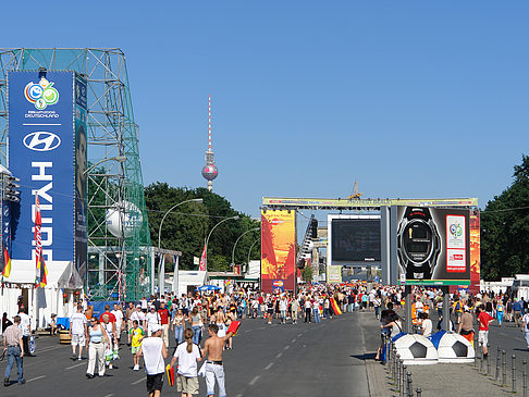 Foto Fanmeile am Brandenburger Tor