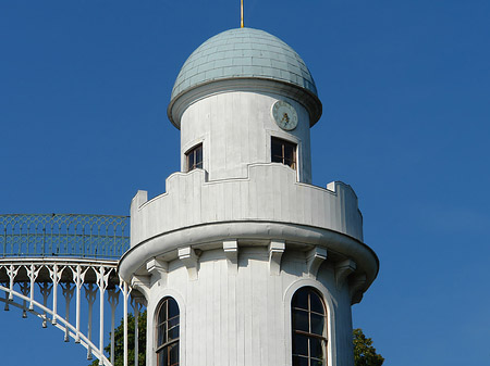 Schloss auf der Pfaueninsel Foto 