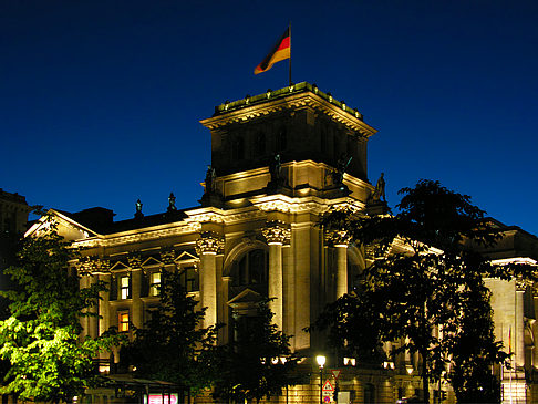 Reichstag bei Nacht Fotos