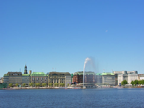 Fotos Fontäne auf der Binnenalster