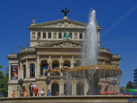 Fotos Alte Oper mit Brunnen | Frankfurt am Main