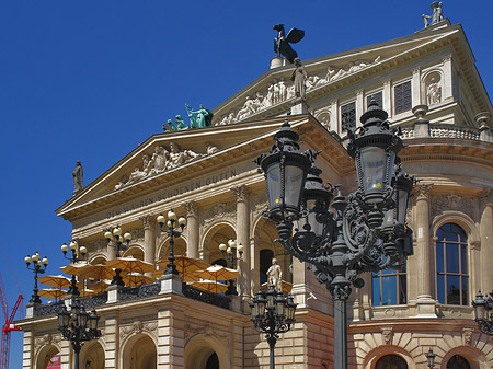 Alte Oper mit Laterne Fotos