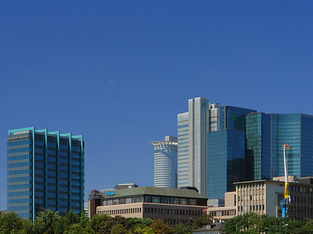 Foto Schweizer National mit Dresdner Bank - Frankfurt am Main