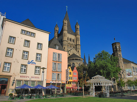 Groß St Martin hinter Fischmarkt