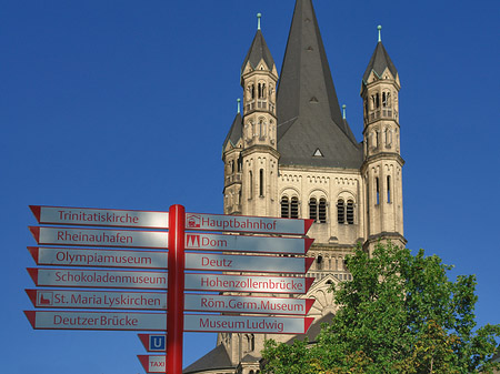 Foto Schild vor Groß St.Martin