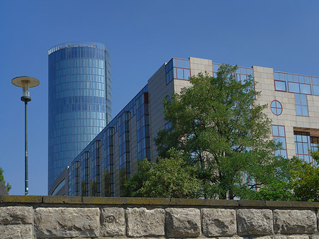 Foto Triangelturm hinter Hyatt Regency Hotel - Köln