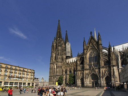 Fotos Bimmelbahn fährt zum Kölner Dom | Köln